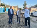 Глава города Малгобека Магомед Боков посетил улицу Коммунистическую, где ведутся работы по благоустройству.